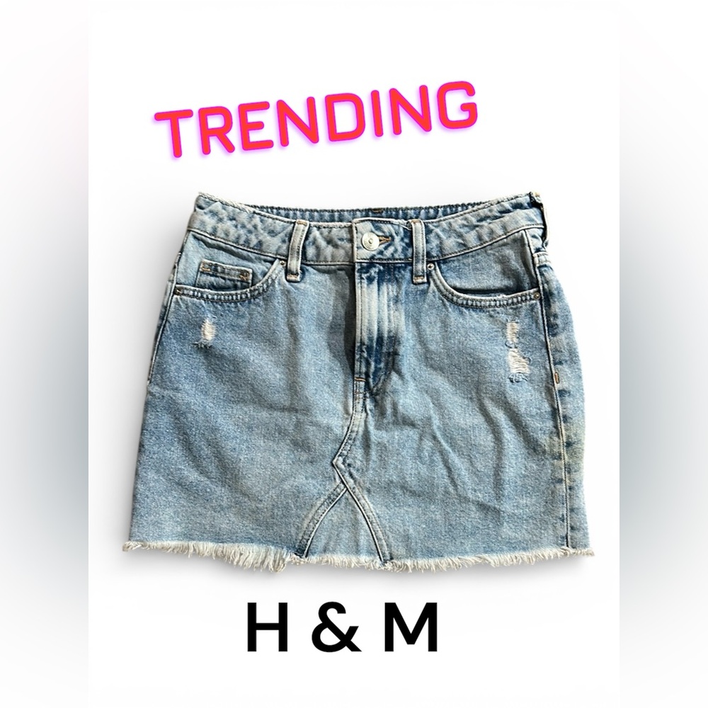 H&M Blue Denim Mini Skirt